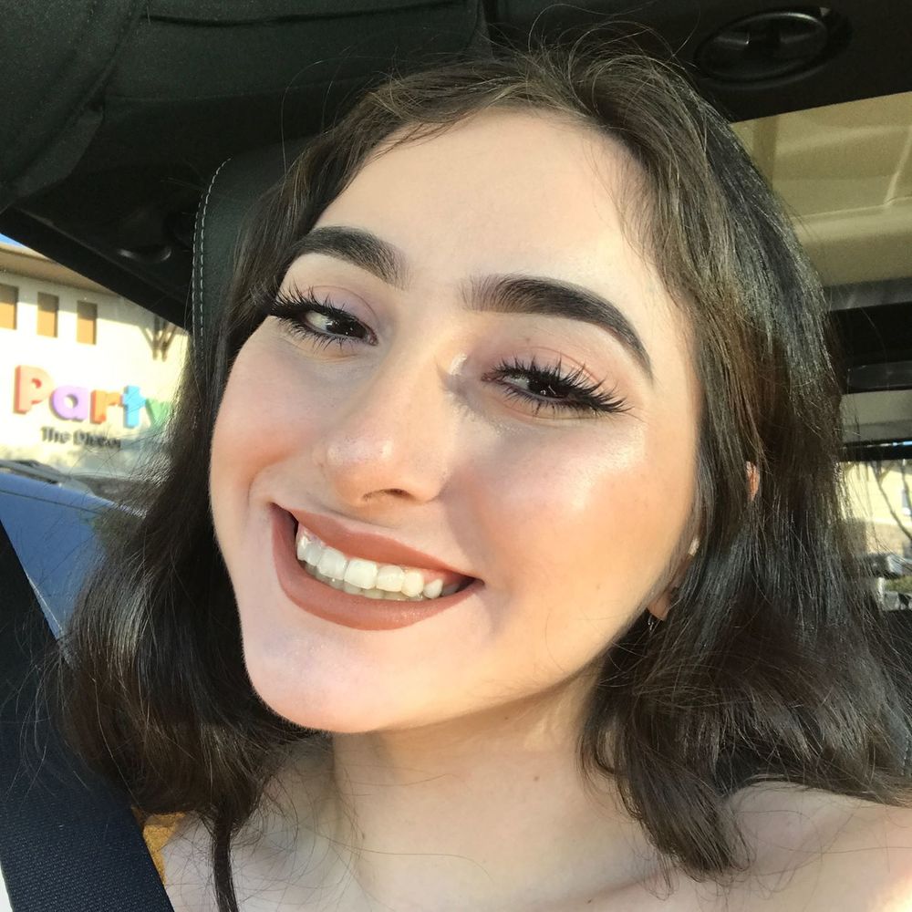 Meet your Posher, Suzette